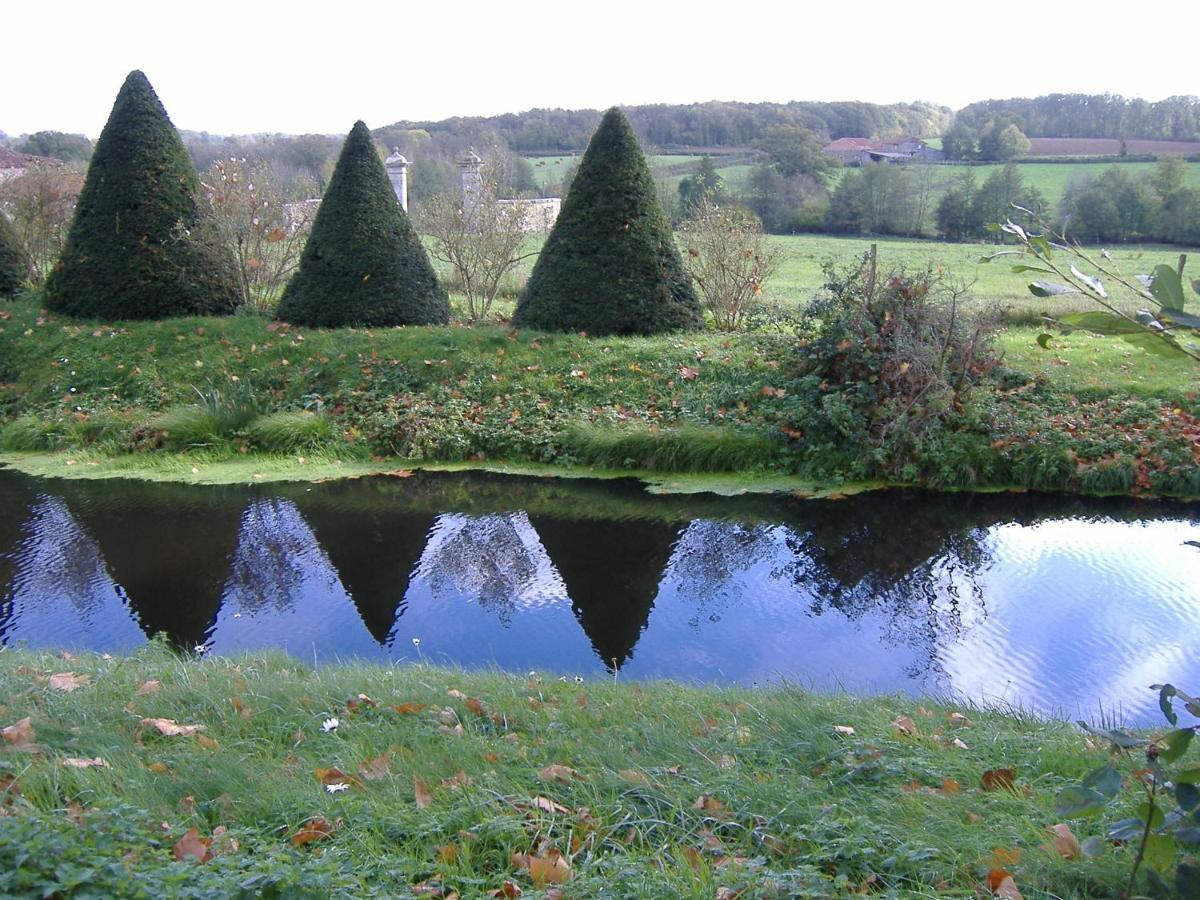 Chateau Du Fraisse Nouic Exteriör bild